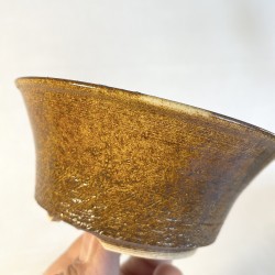 Maceta Redonda Pequeños Bonsáis Gres Natural Caramelo Reflejos Amarillos | Galoartworks.