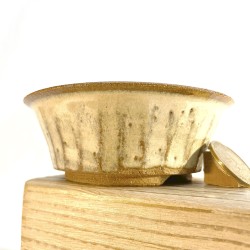 Handmade caramel glossy faceted accent bonsai pot 11 cm stoneware | Unique
